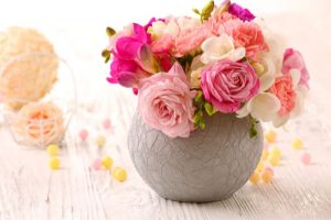 schone-rosen-in-einer-vase