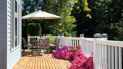 Terrassen-Ideen-Gunstig_-Mit-Wenig-Geld-Zu-Einer-Grunen-Oase-Im-Garten