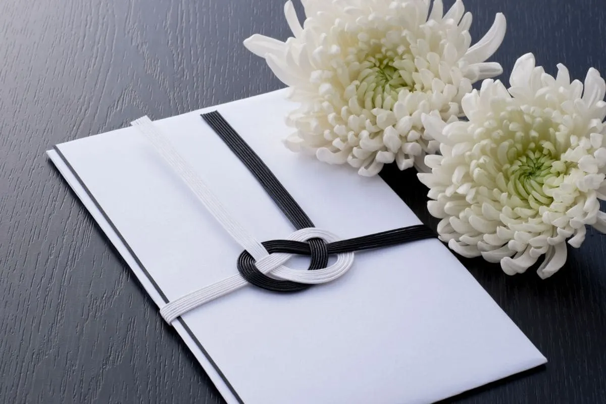 Mitgefühl Zeigen Mit Den Richtigen Trauerblumen_ Symbolik & Bedeutung